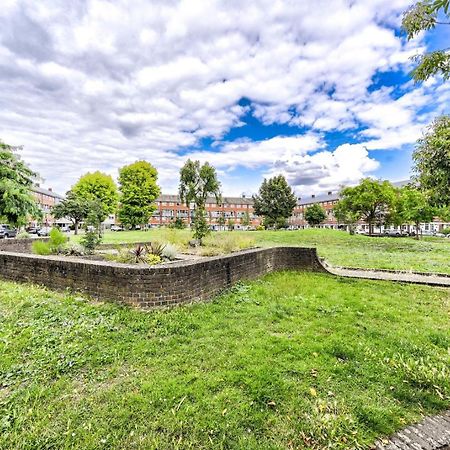 Apartamento Guestready - Bold Modernity Near Kennington Park Londres Exterior foto